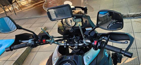SUZUKI V-STROM 1000 ABS SUZUKI V-STROM 1000 ABS